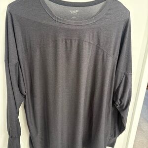 Women's Gray Long Sleeve Top